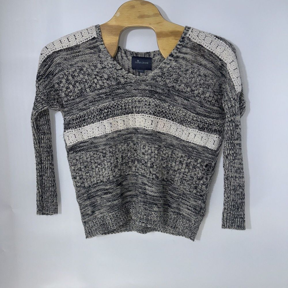 Paper Crane Womens Marled Grey Lace Inset‎ V-Neck Knit Sweater Size L Hole Flaw